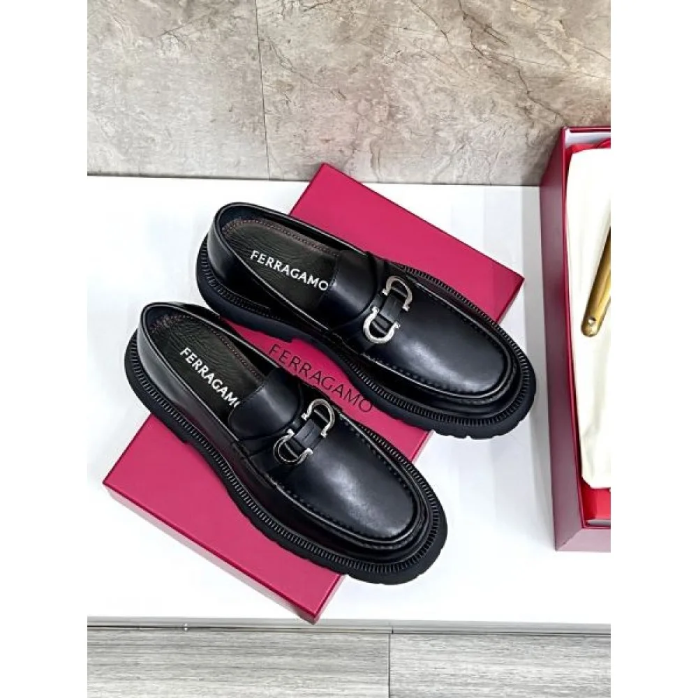 2025FW メンズ ビジネスシューズ FERRAGAMO サルヴァトーレ フェラガモ ロングシーズンに活躍する逸品 商品画像 4