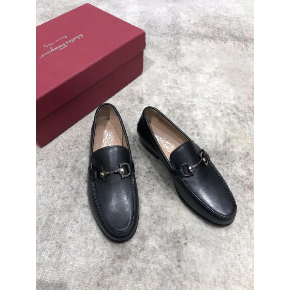 2025FW メンズ ビジネスシューズ FERRAGAMO サルヴァトーレ フェラガモ カジュアルにも対応する反転魅力 商品画像 3