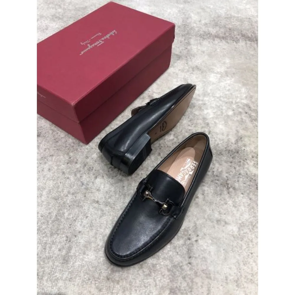 2025FW メンズ ビジネスシューズ FERRAGAMO サルヴァトーレ フェラガモ カジュアルにも対応する反転魅力 商品画像 6