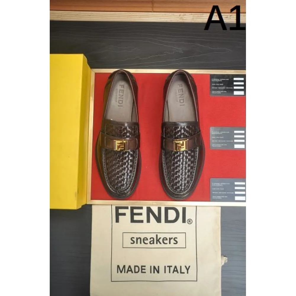 2025FW メンズ ビジネスシューズ FENDI フェンデイ 着回し抜群のカラーでお洒落に 商品画像 1