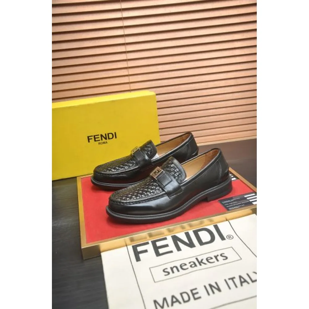 2025FW メンズ ビジネスシューズ FENDI フェンデイ 着回し抜群のカラーでお洒落に 商品画像 4