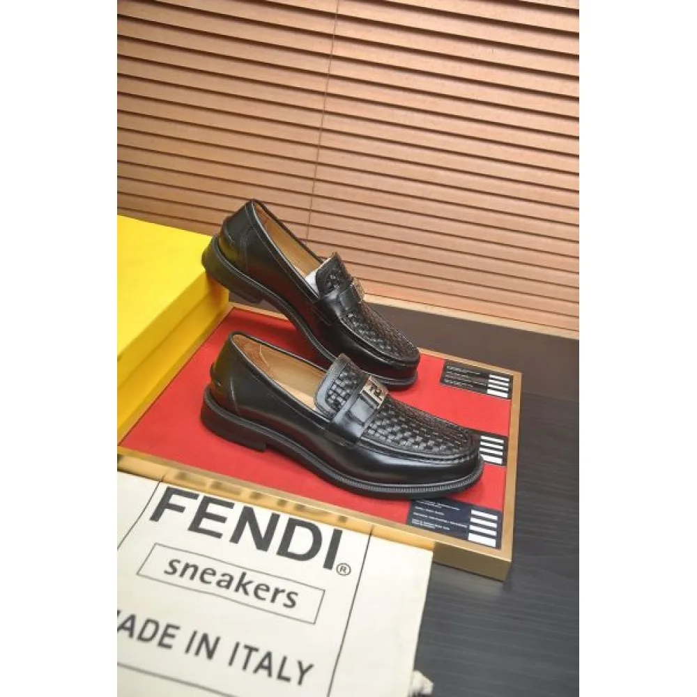 2025FW メンズ ビジネスシューズ FENDI フェンデイ 着回し抜群のカラーでお洒落に 商品画像 6