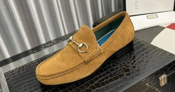 GUCCI グッチ 2025SS 主張性が優れた新作 メンズ用 ビジネスシューズ 商品画像 11