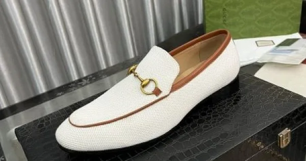 GUCCI グッチ 2025SS 絶対欲しい手に入る メンズ用 ビジネスシューズ 商品画像 11