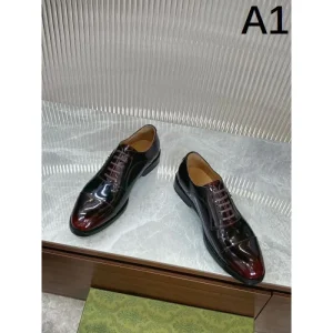 GUCCI グッチ 2025SS 春夏注目の商品厳選 メンズ用 ビジネスシューズ 商品画像 1