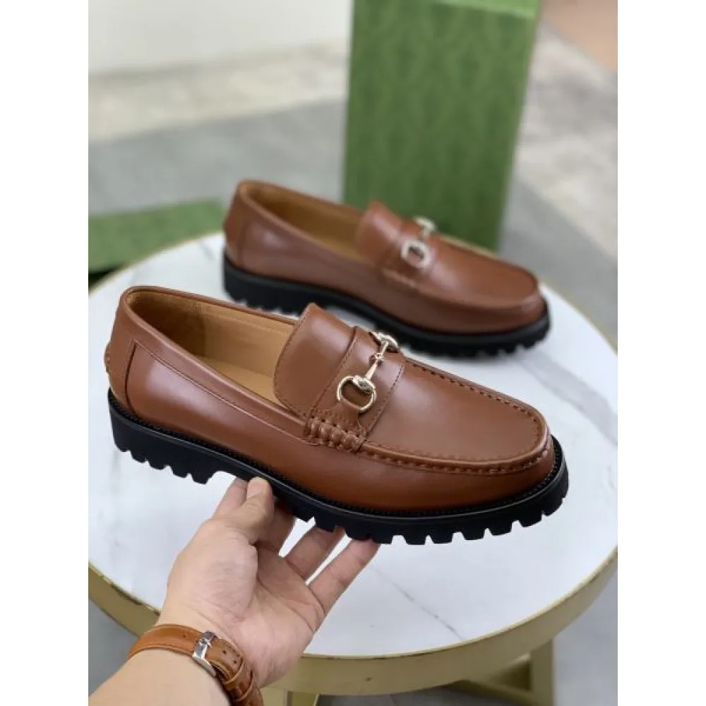 GUCCI グッチ 2025SS トレンドの最先端に メンズ用 ビジネスシューズ 商品画像 6