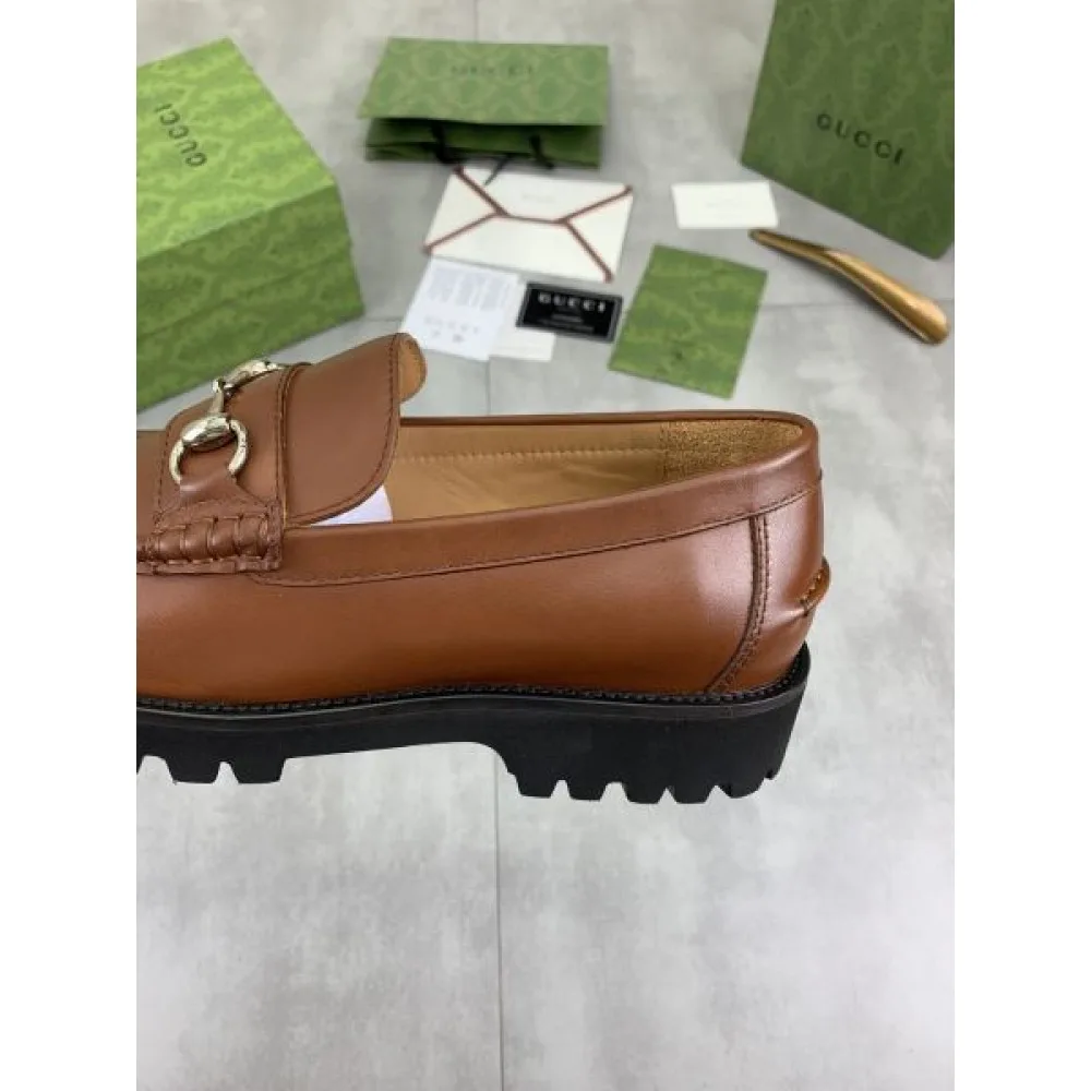 GUCCI グッチ 2025SS トレンドの最先端に メンズ用 ビジネスシューズ 商品画像 8
