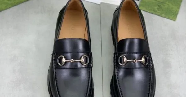 GUCCI グッチ 2025SS トレンドの最先端に メンズ用 ビジネスシューズ 商品画像 12