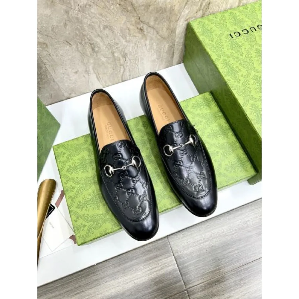 GUCCI グッチ 2025SS 定番人気薄手柔らか メンズ用 ビジネスシューズ 商品画像 4