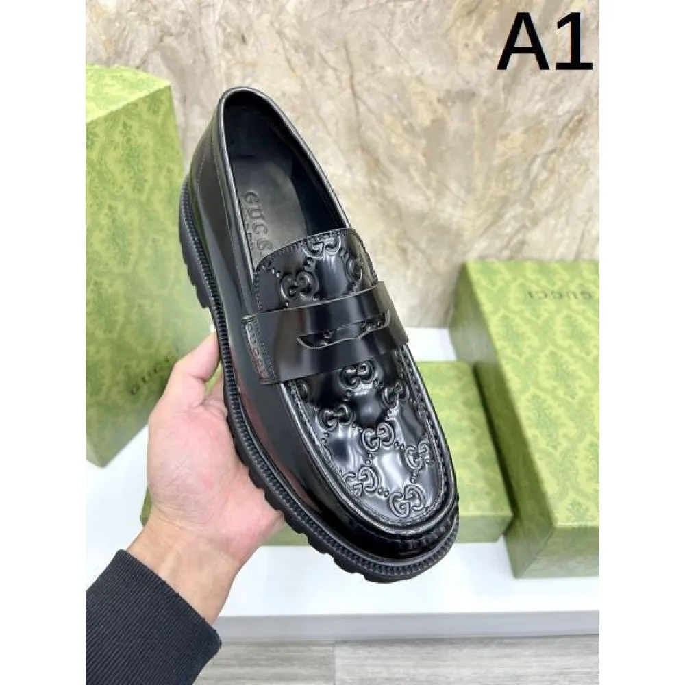 GUCCI グッチ 2025SS 大切な方へのギフト メンズ用 ビジネスシューズ 商品画像 1