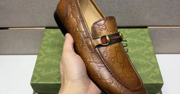 2025秋冬新作 GUCCI グッチ メンズ用 ビジネスシューズ 売切れ必至の新作 商品画像 11