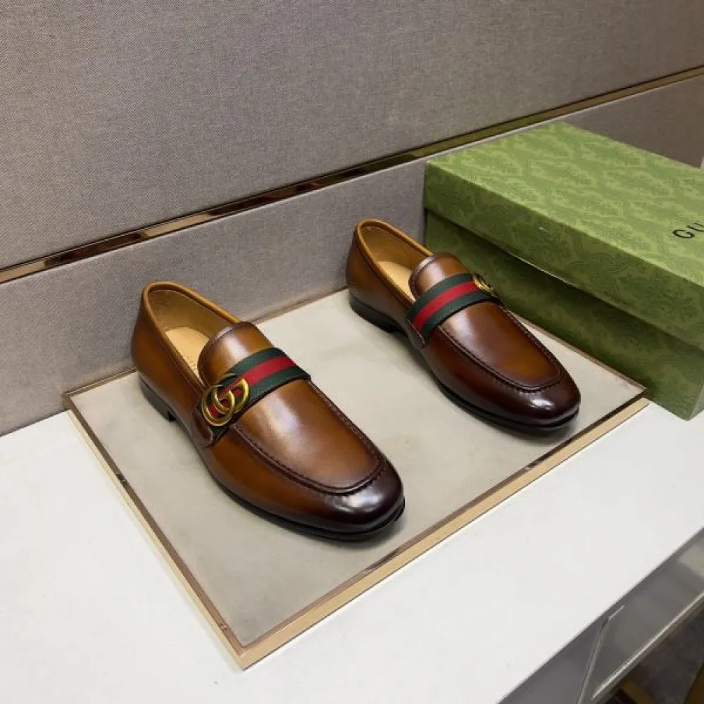 2025秋冬新作 GUCCI グッチ メンズ用 ビジネスシューズ コーデ自在の万能アイテム 商品画像 3