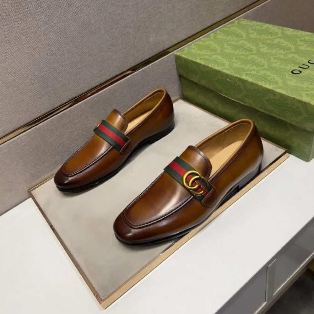 2025秋冬新作 GUCCI グッチ メンズ用 ビジネスシューズ コーデ自在の万能アイテム 商品画像 4
