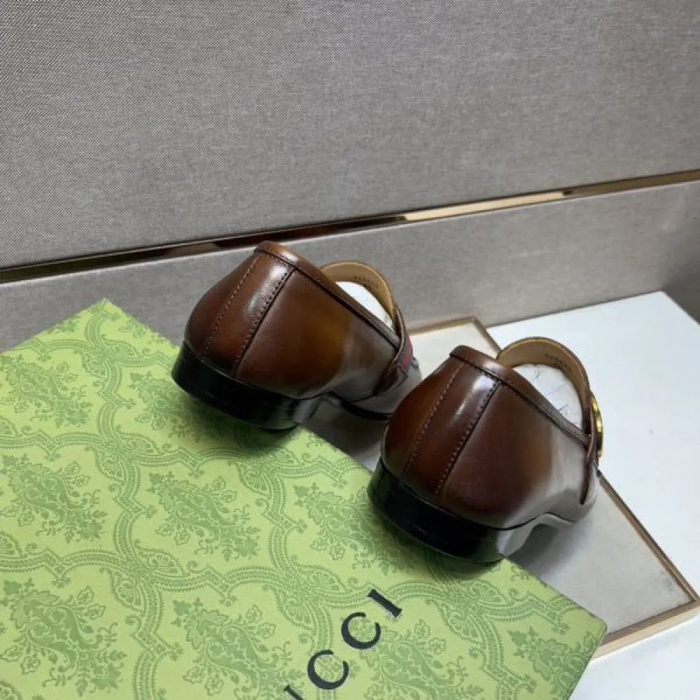 2025秋冬新作 GUCCI グッチ メンズ用 ビジネスシューズ コーデ自在の万能アイテム 商品画像 9