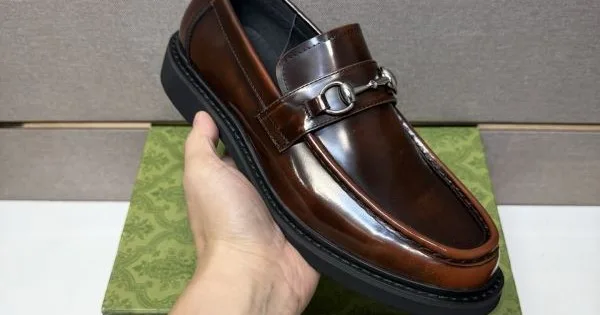 2025秋冬新作 GUCCI グッチ メンズ用 ビジネスシューズ 定番人気のベストセラー 商品画像 11