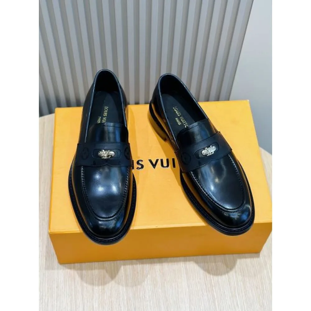 LOUIS VUITTON ルイヴィトン 2025SS 大変お得 メンズ用 ビジネスシューズ 商品画像 1