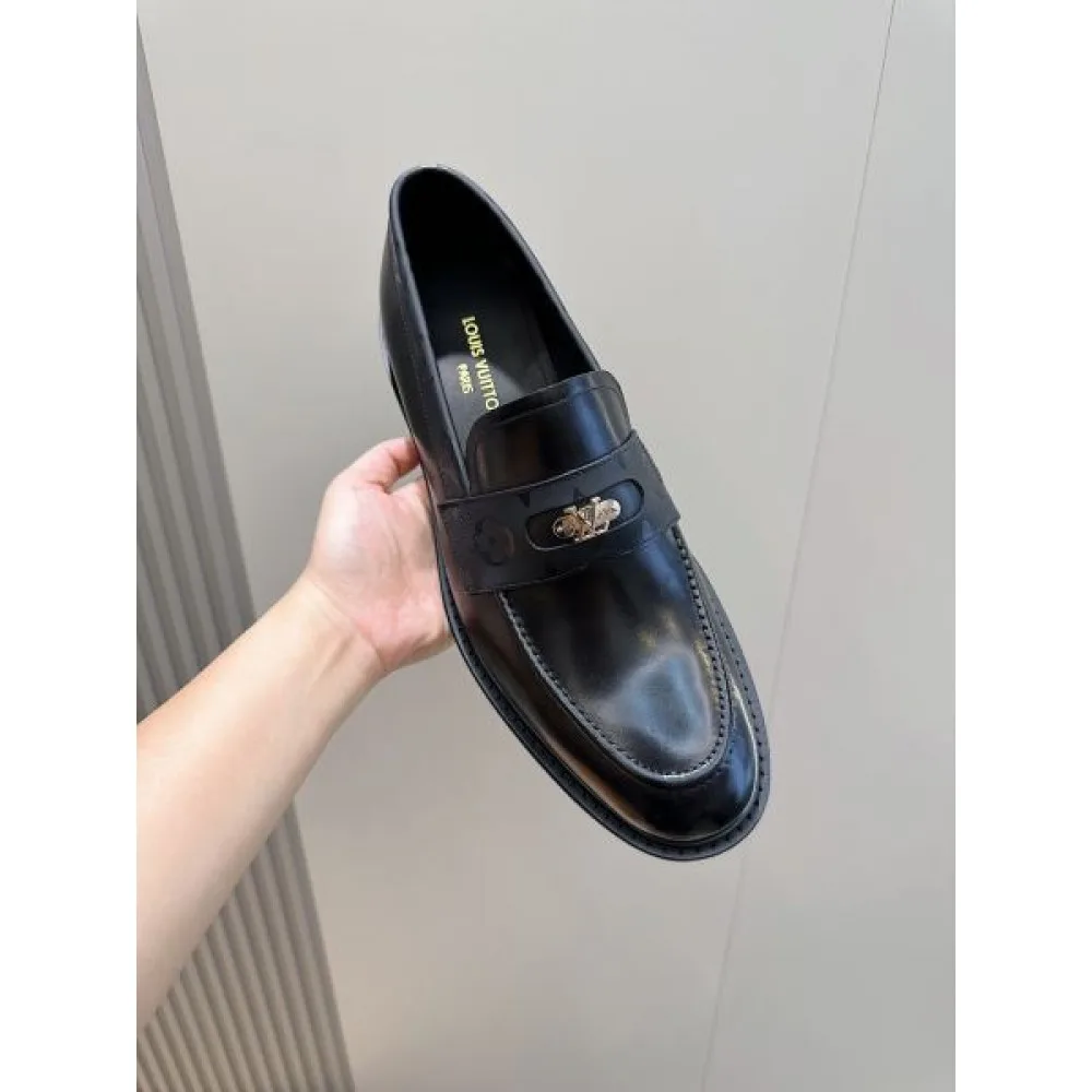 LOUIS VUITTON ルイヴィトン 2025SS 大変お得 メンズ用 ビジネスシューズ 商品画像 4