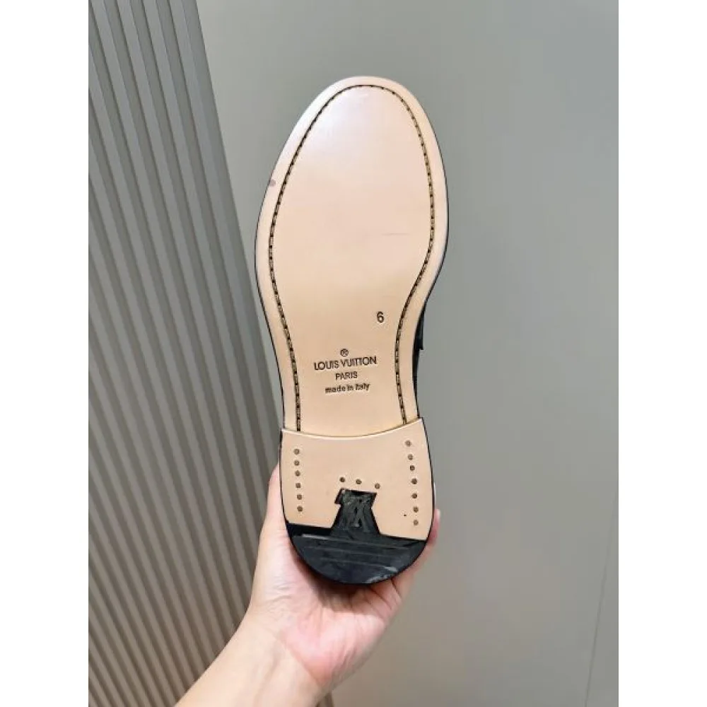 LOUIS VUITTON ルイヴィトン 2025SS 大変お得 メンズ用 ビジネスシューズ 商品画像 9