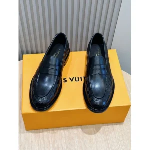 LOUIS VUITTON ルイヴィトン 2025SS 期間限定 メンズ用 ビジネスシューズ 商品画像 1