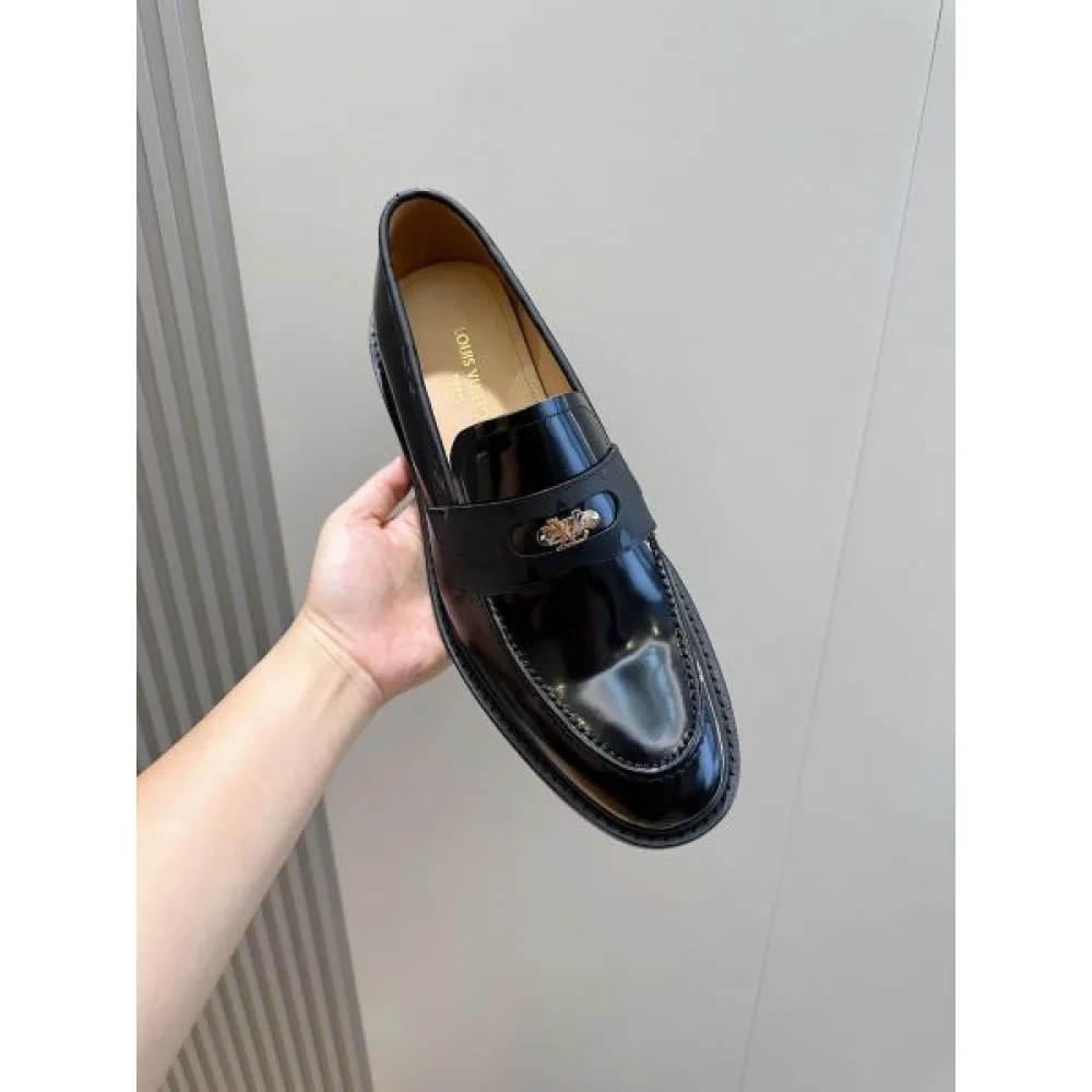 LOUIS VUITTON ルイヴィトン 2025SS 一目惚れ メンズ用 ビジネスシューズ 商品画像 4
