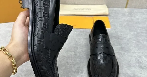 LOUIS VUITTON ルイヴィトン 2025SS 海外限定! メンズ用 ビジネスシューズ 商品画像 11