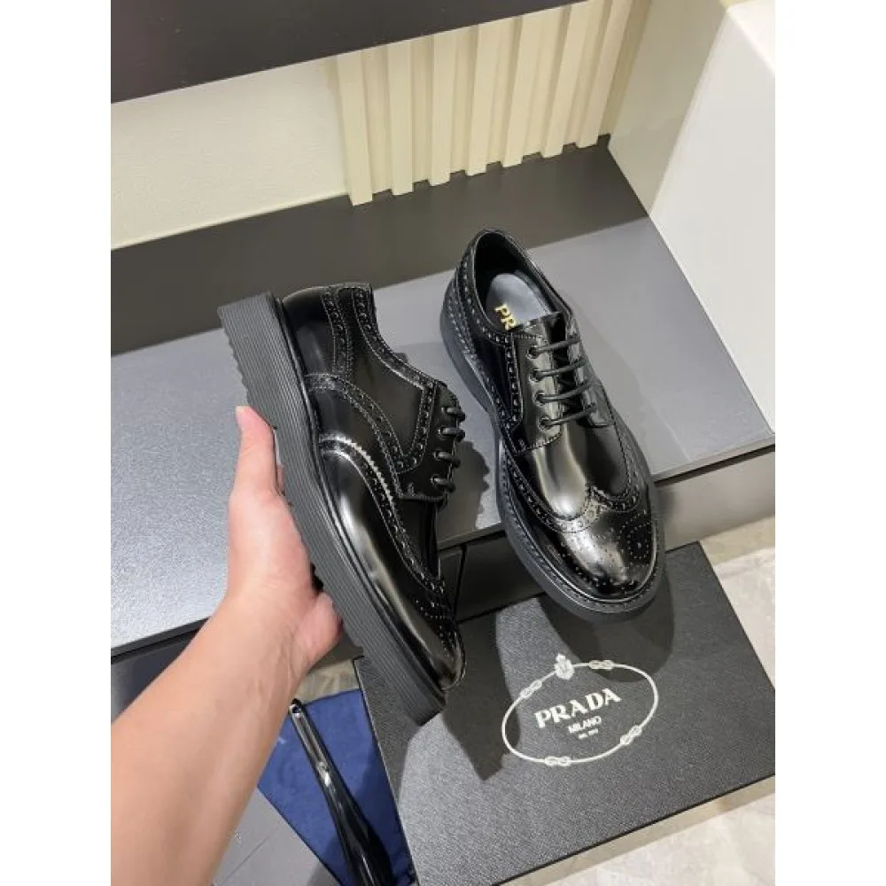 PRADA プラダ 2025SS 今の季節におすすめ メンズ用 ビジネスシューズ 商品画像 1