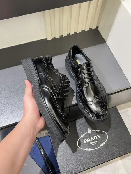 PRADA プラダ 2025SS 今の季節におすすめ メンズ用 ビジネスシューズ 商品画像 10