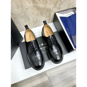 PRADA プラダ 2025SS 大人の色気を印象に メンズ用 ビジネスシューズ 商品画像 1