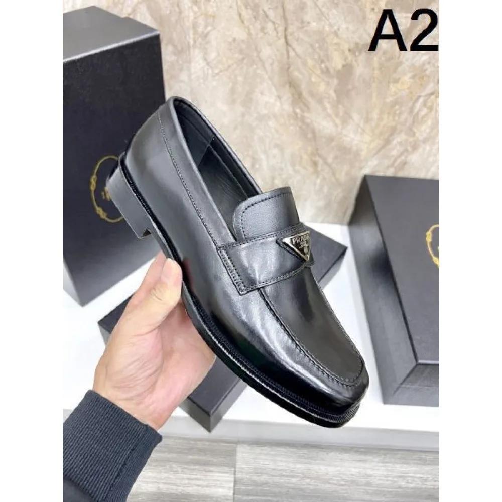 2025秋冬新作 PRADA プラダ メンズ用 ビジネスシューズ VIP価格でお得にGET 商品画像 2
