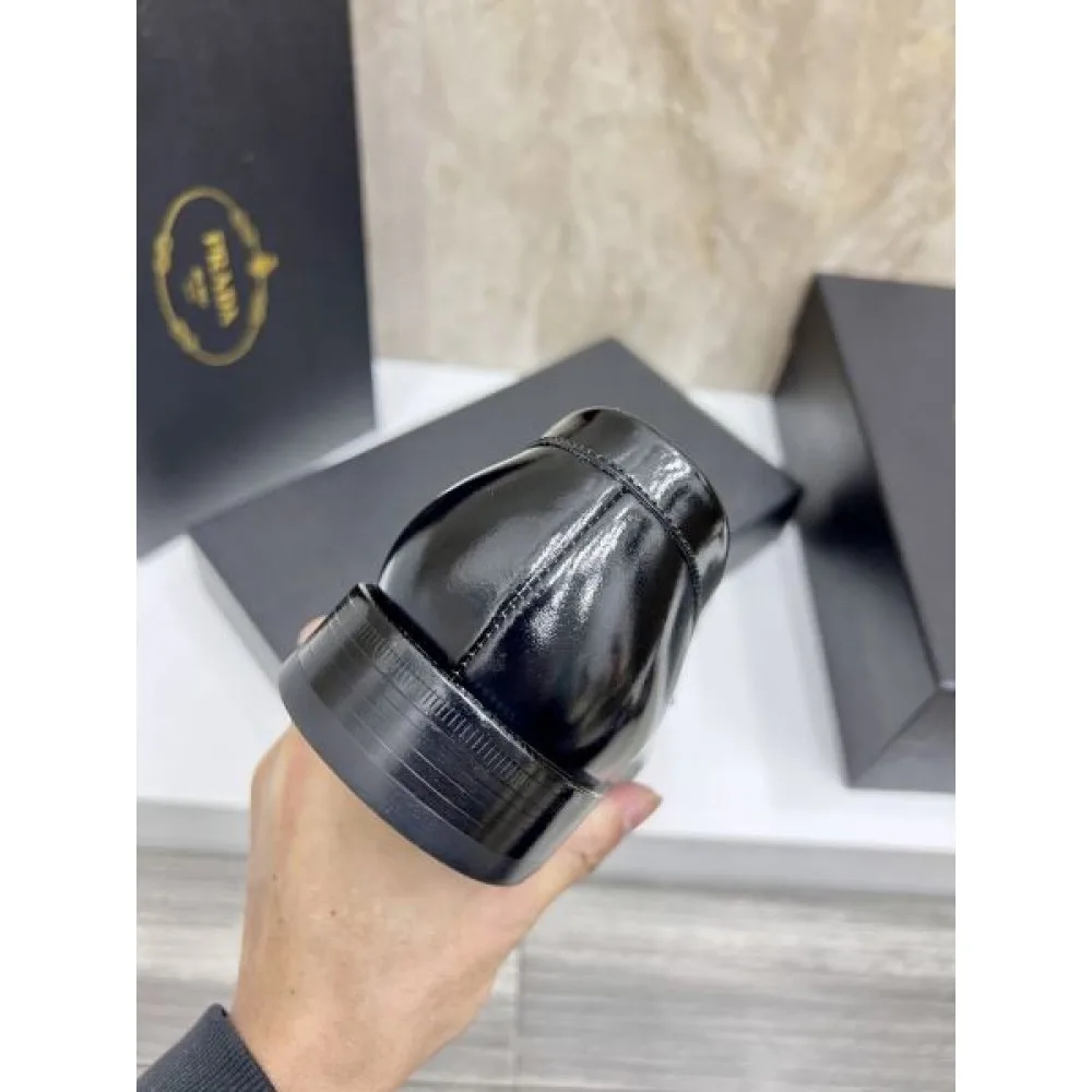 2025秋冬新作 PRADA プラダ メンズ用 ビジネスシューズ コーデを格上げする逸品 商品画像 8