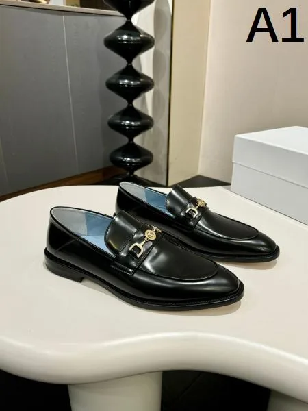 2025SS ビジネスシューズ VERSACE ヴェルサーチェ 数量限定のSALE価格 商品画像 10