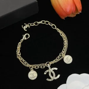 2025SS CHANEL シャネル お洒落さんの愛用率が高い ブレスレット 商品画像 1