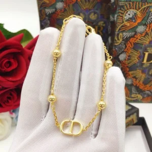 2025SS ブレスレット DIOR ディオール 気品溢れるフェミニンスタイル 商品画像 1