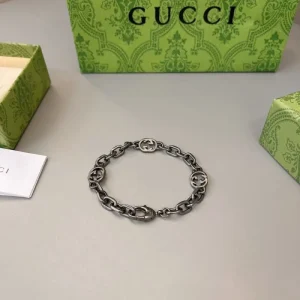 2025SS ブレスレット GUCCI グッチ エッジの効いたモダンスタイル 商品画像 1
