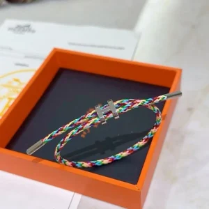 2025SS ブレスレット HERMES エルメス 洗練と上品が共存する名作アクセ 商品画像 1