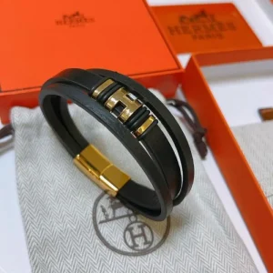 2025SS ブレスレット HERMES エルメス 極上のレザー感が光る逸品 商品画像 1