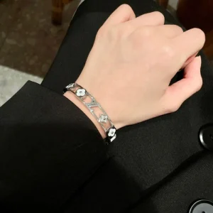 2025SS LOUIS VUITTON ルイヴィトン 超レア人気セール ブレスレット 商品画像 1
