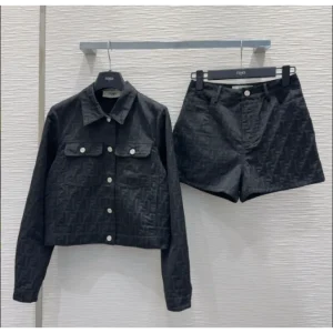 年末年始限定、出血大セール 品質保証 セール商品 セットアップ 商品画像 1
