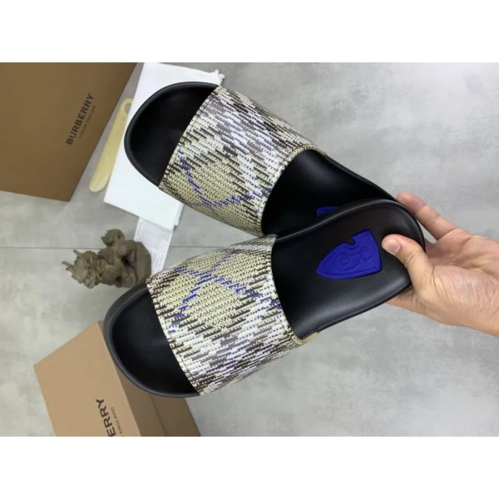 BURBERRY バーバリー 2025SS 先着順早い者勝ち限定 メンズ用 サンダル 商品画像 5