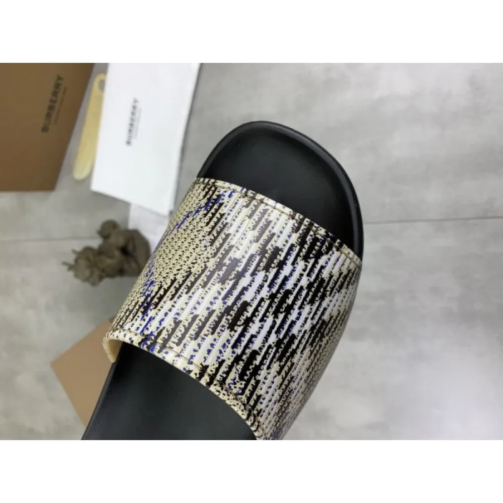 BURBERRY バーバリー 2025SS 先着順早い者勝ち限定 メンズ用 サンダル 商品画像 6