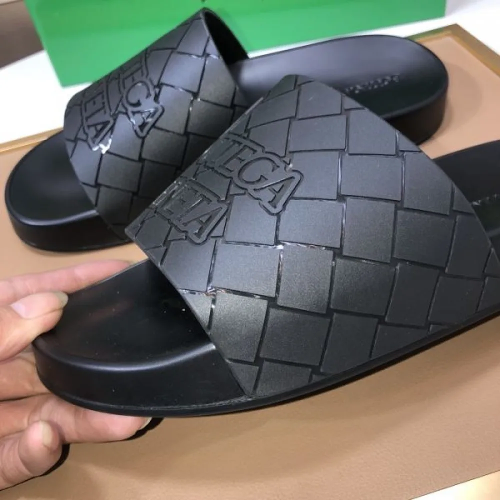 BOTTEGA VENETA ボッテガヴェネタ 2025SS 雑誌掲載 メンズ用 サンダル 商品画像 8