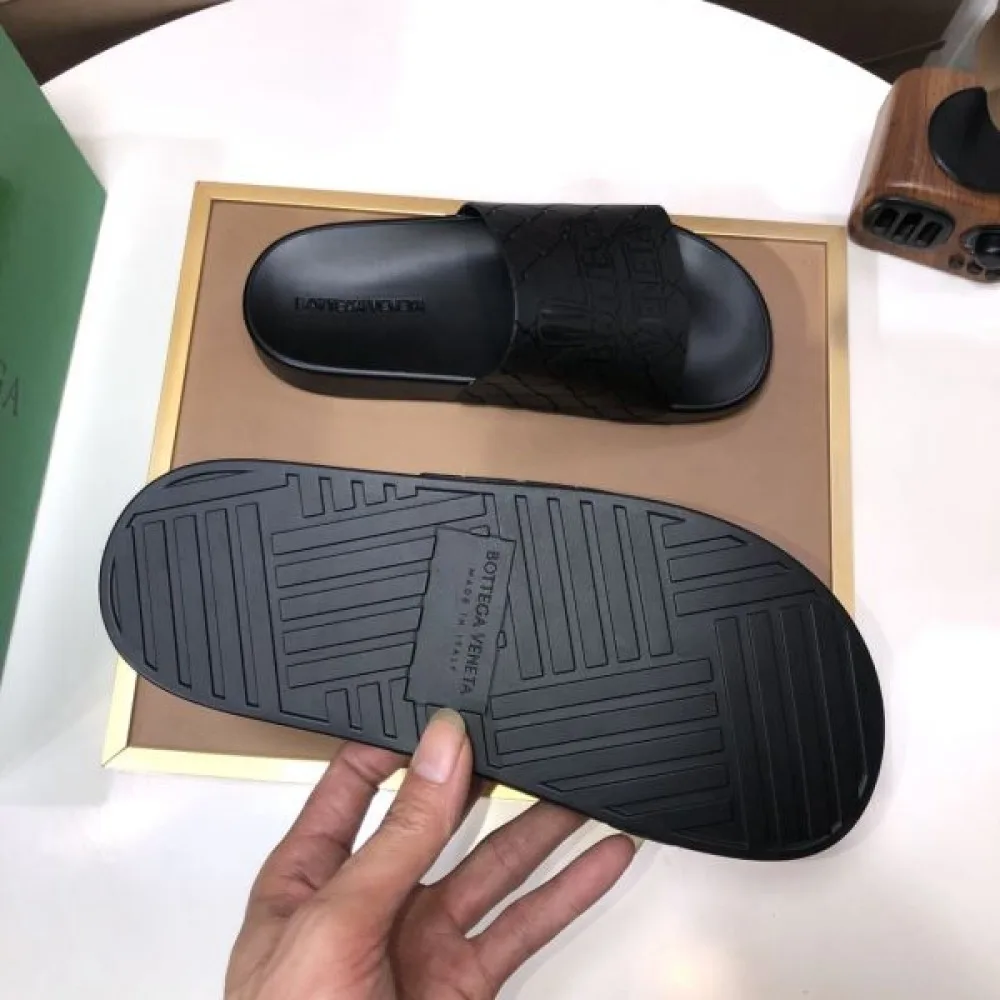 BOTTEGA VENETA ボッテガヴェネタ 2025SS 雑誌掲載 メンズ用 サンダル 商品画像 9