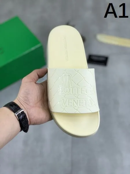 BOTTEGA VENETA ボッテガヴェネタ 2025SS 完売前に メンズ用 サンダル 商品画像 11