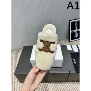 2025FW レディース ファースリッパ CELINE セリーヌ 豊富なカラーバリエが魅力の人気モデル 商品画像 1