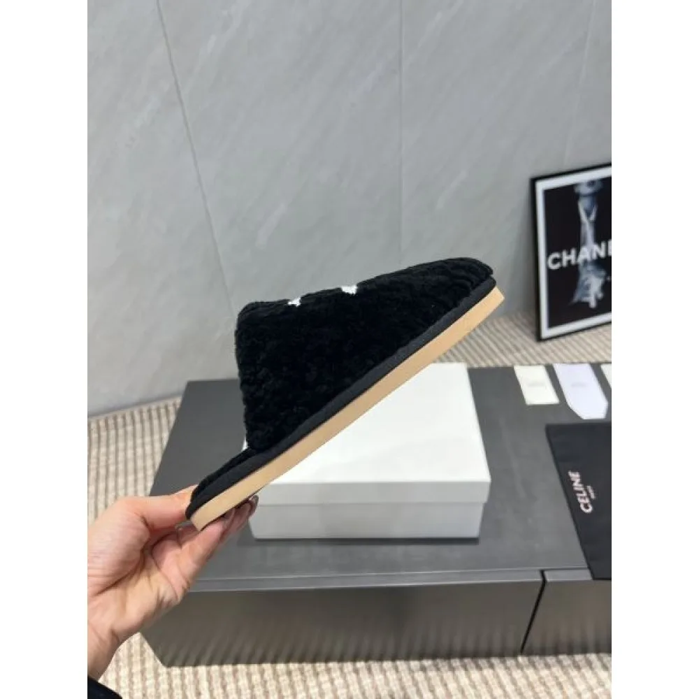 2025FW レディース ファースリッパ CELINE セリーヌ 豊富なカラーバリエが魅力の人気モデル 商品画像 7