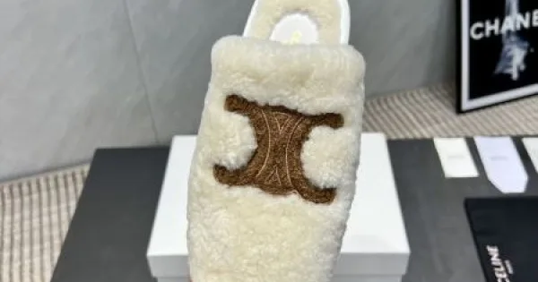 2025FW レディース ファースリッパ CELINE セリーヌ 豊富なカラーバリエが魅力の人気モデル 商品画像 11