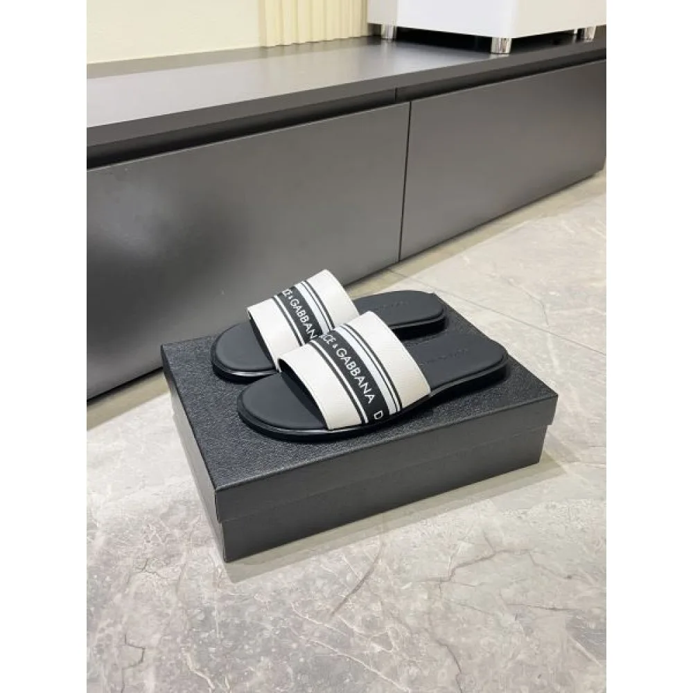 DOLCE&GABBANA ドルチェ&ガッバーナ 2025SS 個性を表現する メンズ用 サンダル 商品画像 6