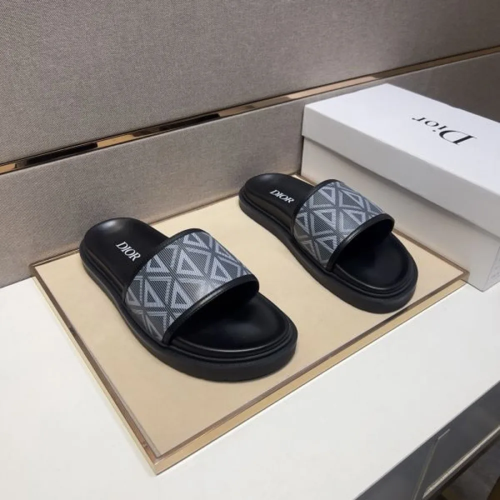 DIOR ディオール 2025SS 大注目国内完売数量限定 メンズ用 サンダル 商品画像 1