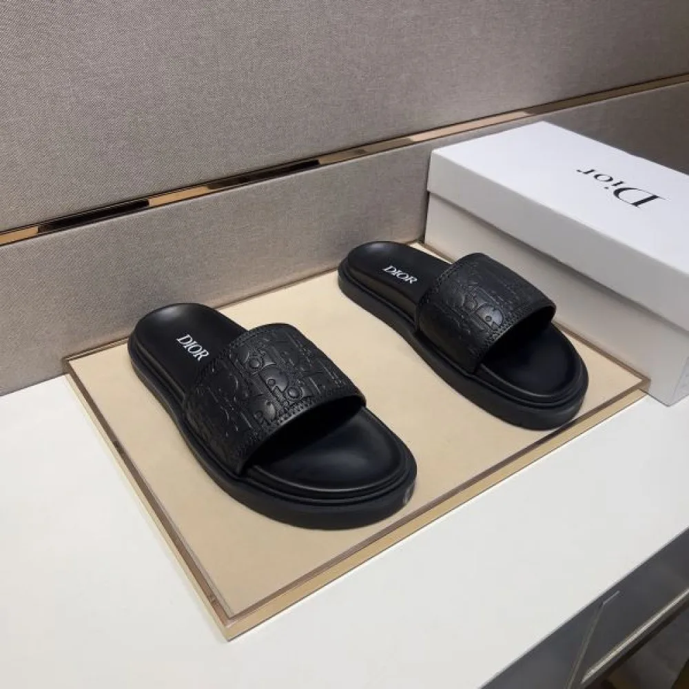 DIOR ディオール 2025SS 新作セール価格でゲット メンズ用 サンダル 商品画像 1
