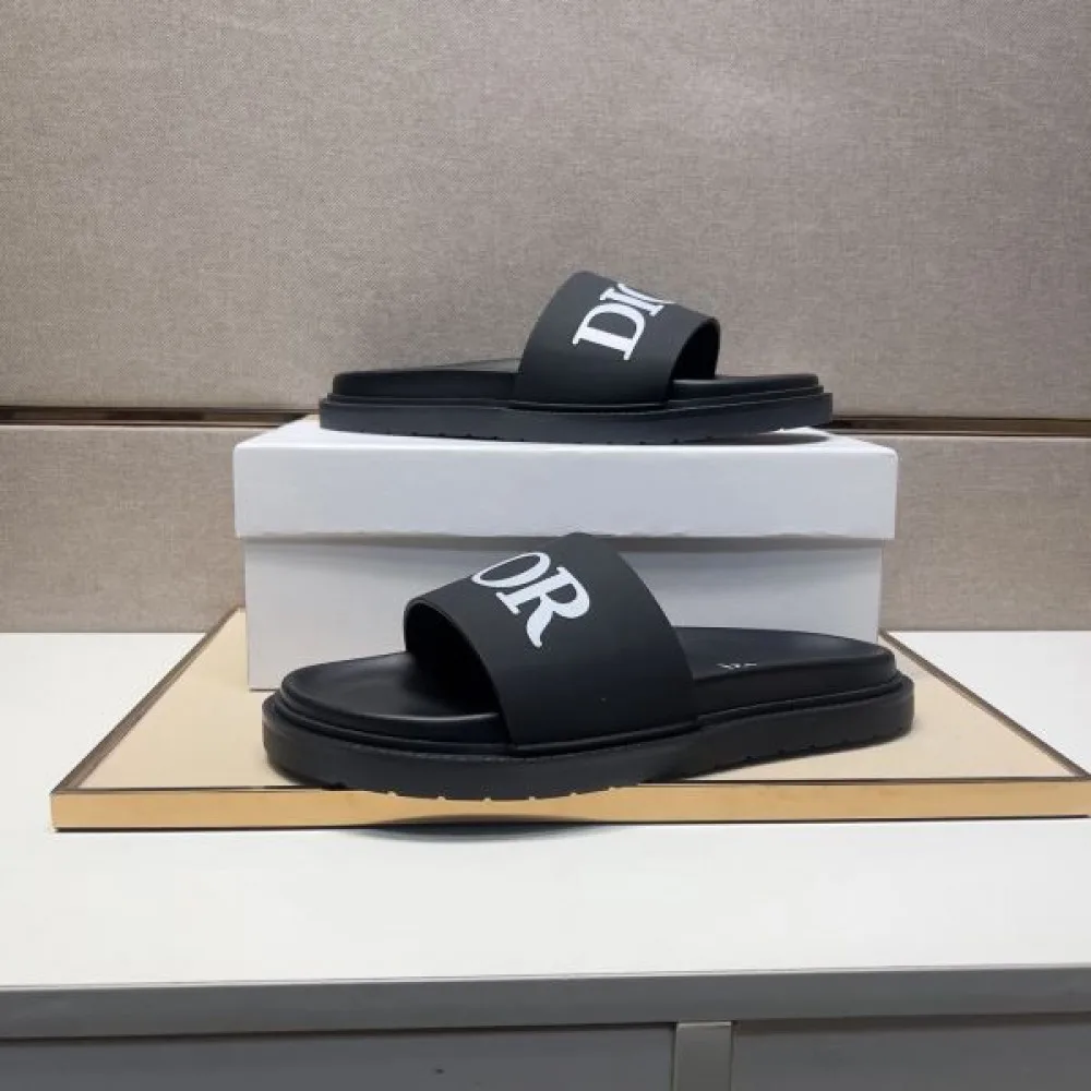 DIOR ディオール 2025SS 希少!取り扱い店舗限定 メンズ用 サンダル 商品画像 5